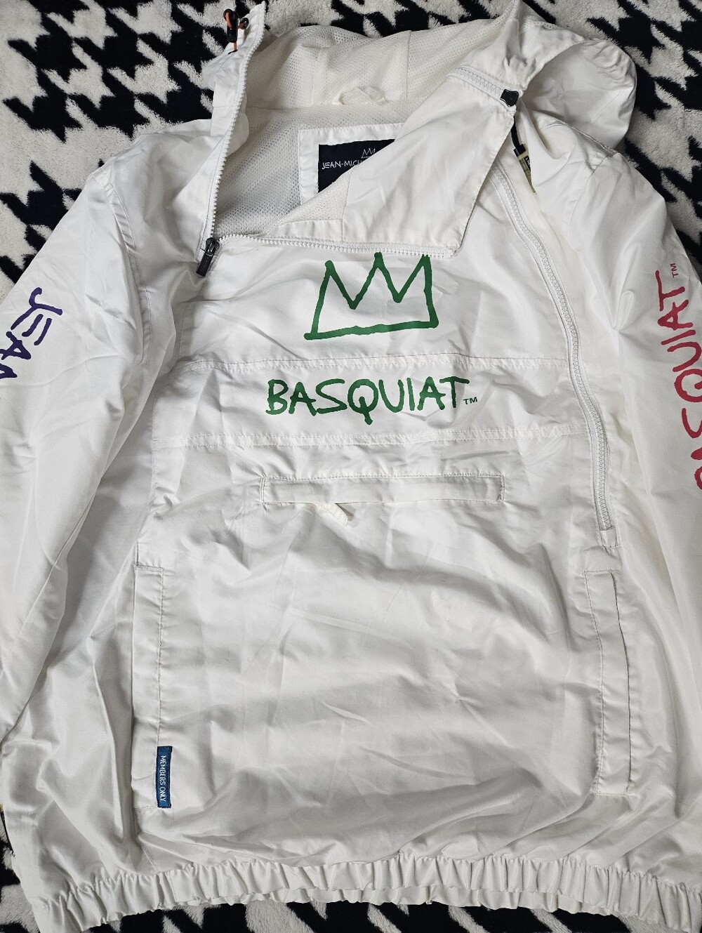 Jean-Michel Basquiat Members Only White Windbreaker Jacket – Size Medium – Graff